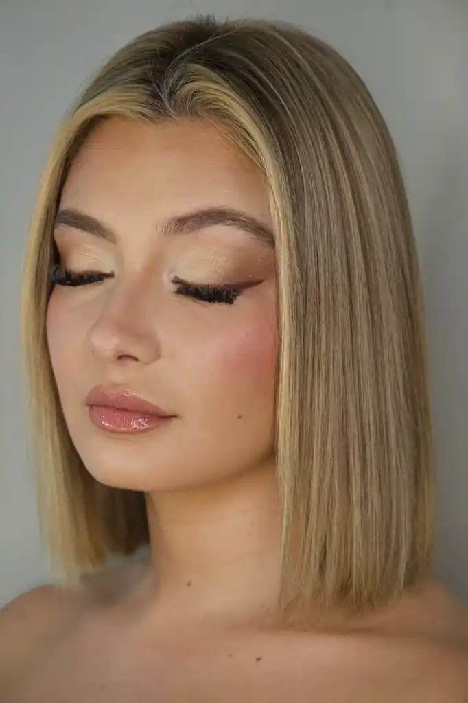 Maquillage Événement (sur-mesure)